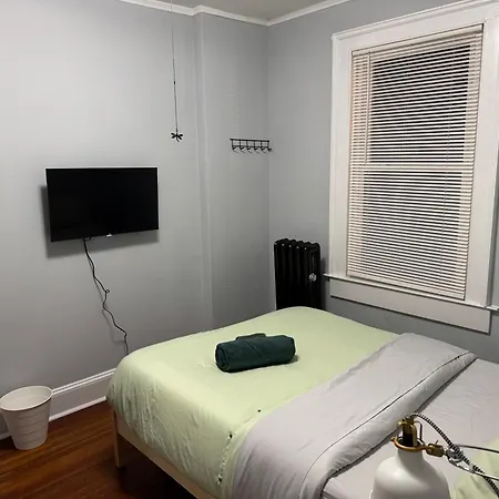 Private Room In Middletown 4 Minute To Wesleyan Univ Exterior photo